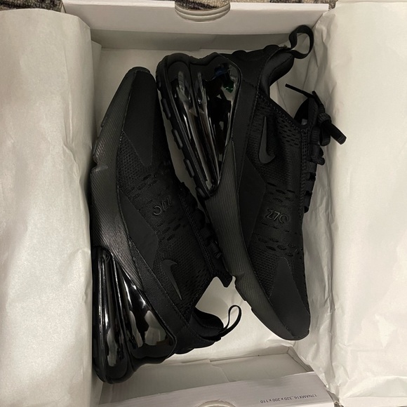 Nike Air Max 270 - Picture 5 of 6